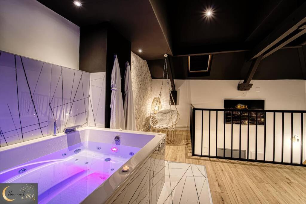 Le Loft Spa Au Coeur De Мец Экстерьер фото